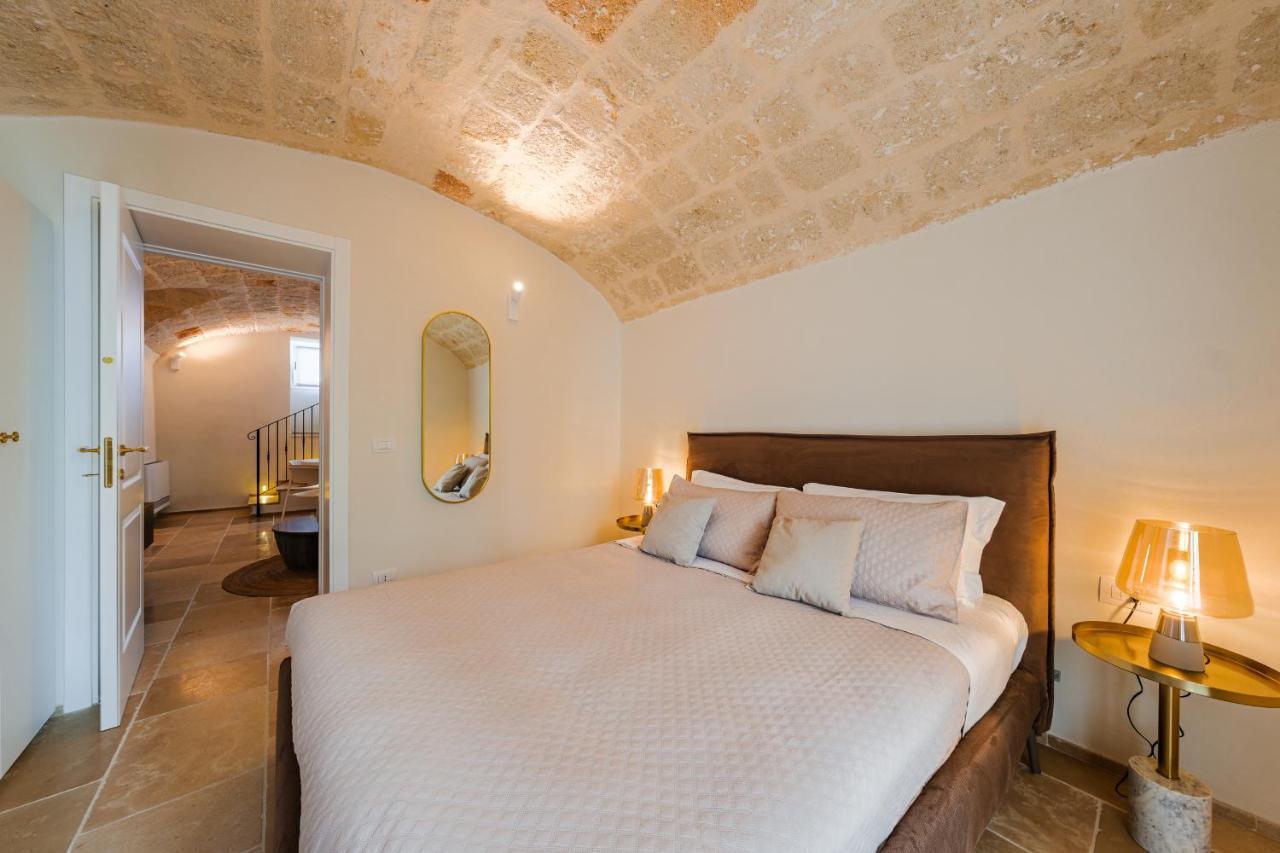 Helloapulia Charming Palazzo Clemente - Self-Catering Suites With Aircondition Monopoli Luaran gambar