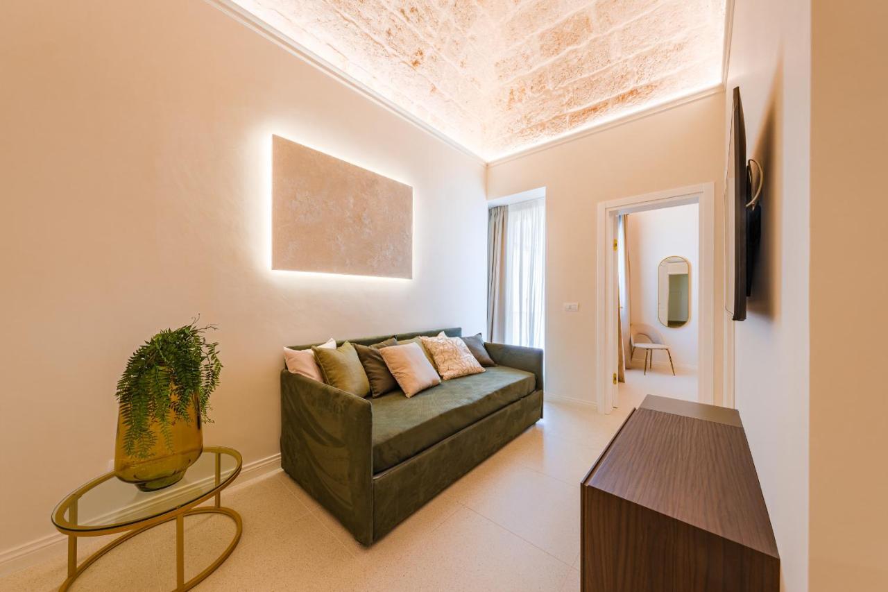 Helloapulia Charming Palazzo Clemente - Self-Catering Suites With Aircondition Monopoli Luaran gambar