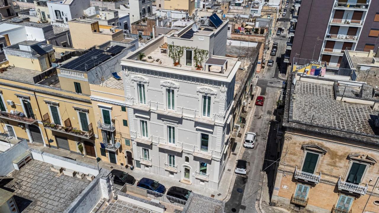Helloapulia Charming Palazzo Clemente - Self-Catering Suites With Aircondition Monopoli Luaran gambar