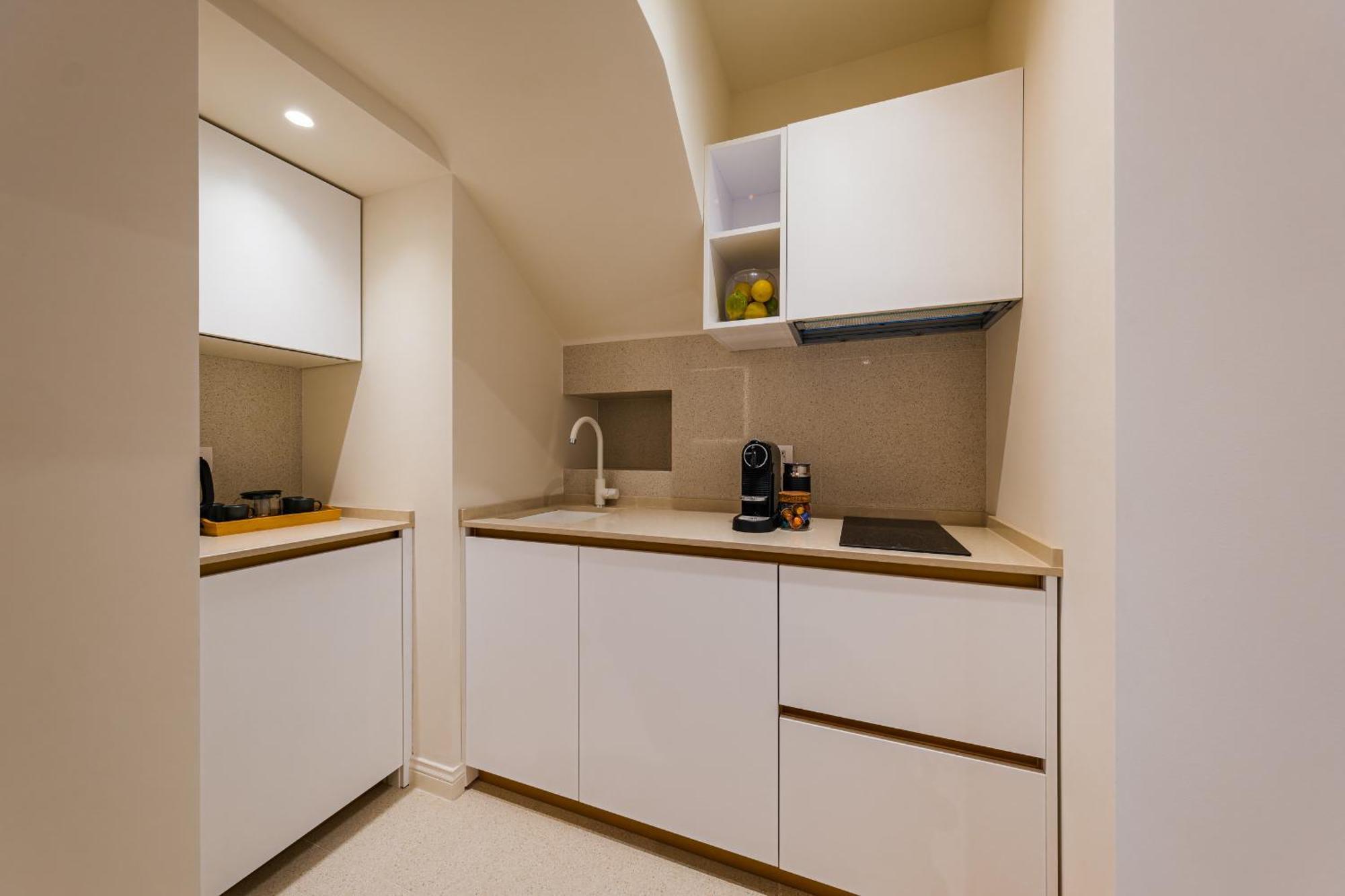 Helloapulia Charming Palazzo Clemente - Self-Catering Suites With Aircondition Monopoli Luaran gambar