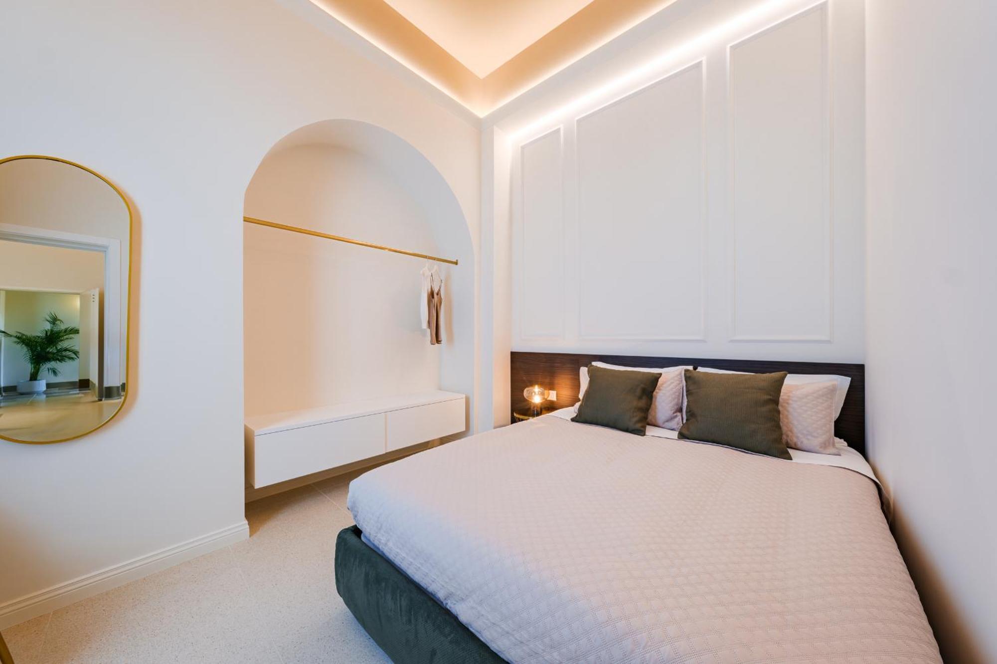 Helloapulia Charming Palazzo Clemente - Self-Catering Suites With Aircondition Monopoli Luaran gambar