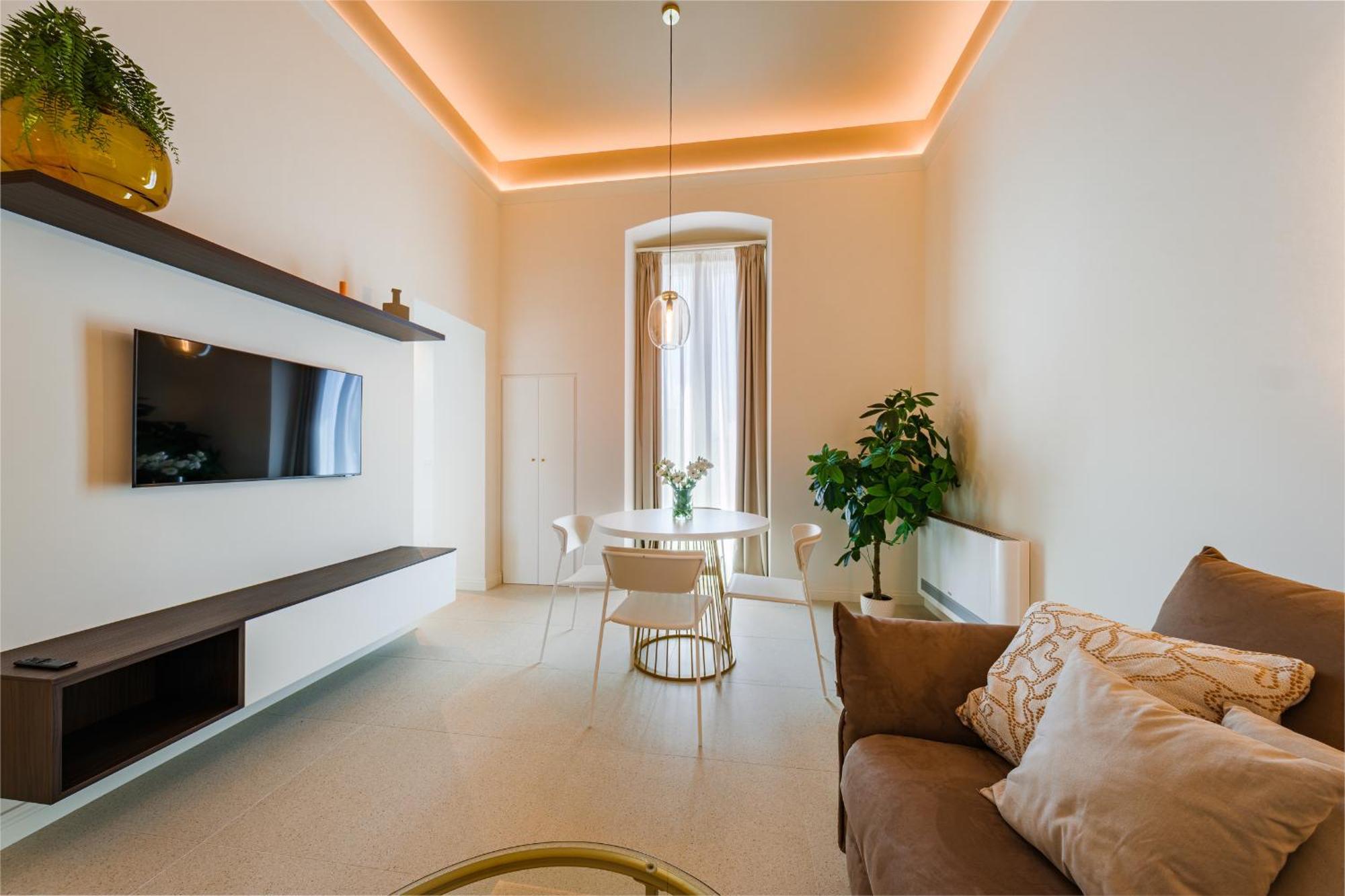 Helloapulia Charming Palazzo Clemente - Self-Catering Suites With Aircondition Monopoli Luaran gambar
