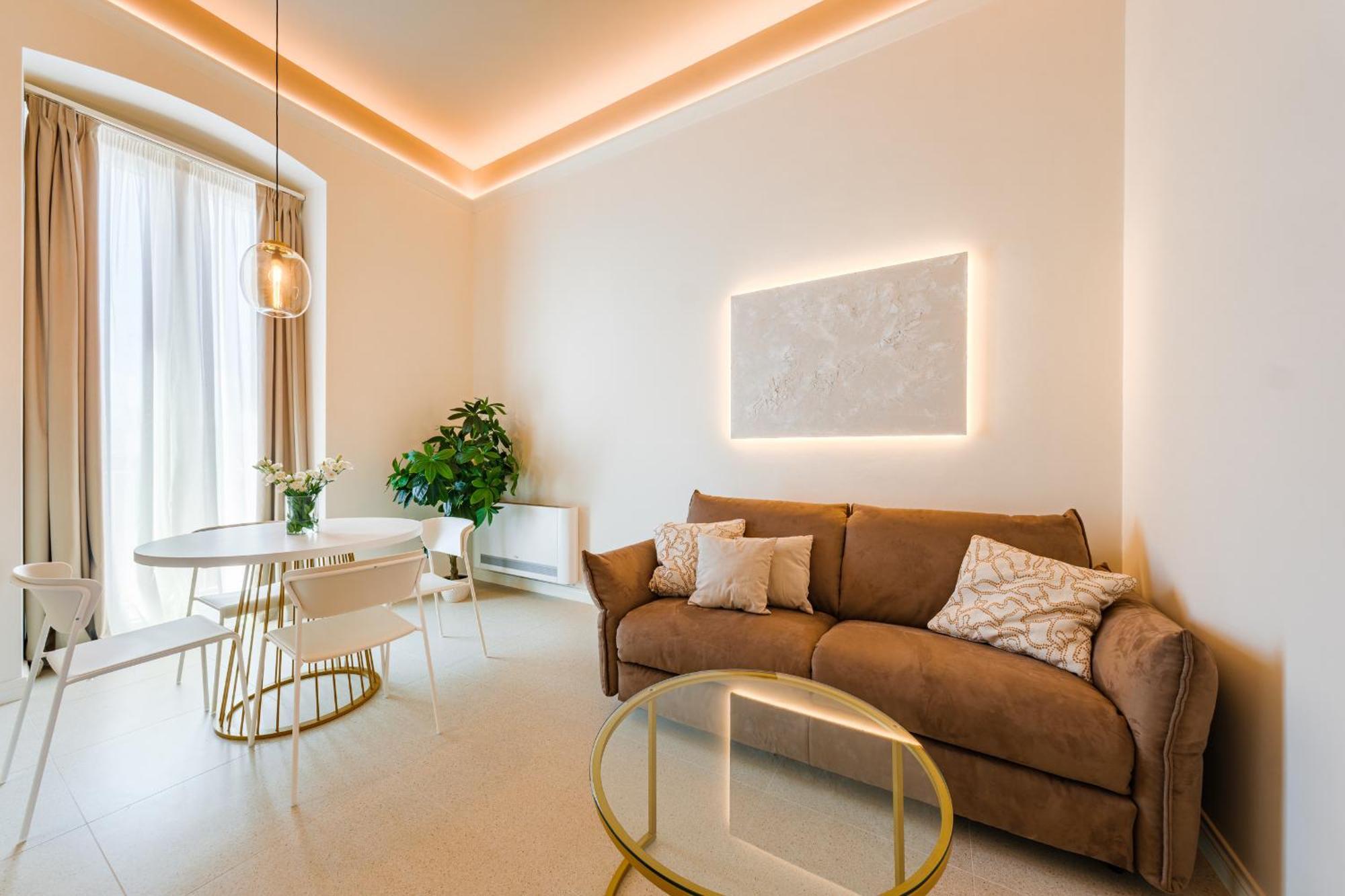 Helloapulia Charming Palazzo Clemente - Self-Catering Suites With Aircondition Monopoli Luaran gambar
