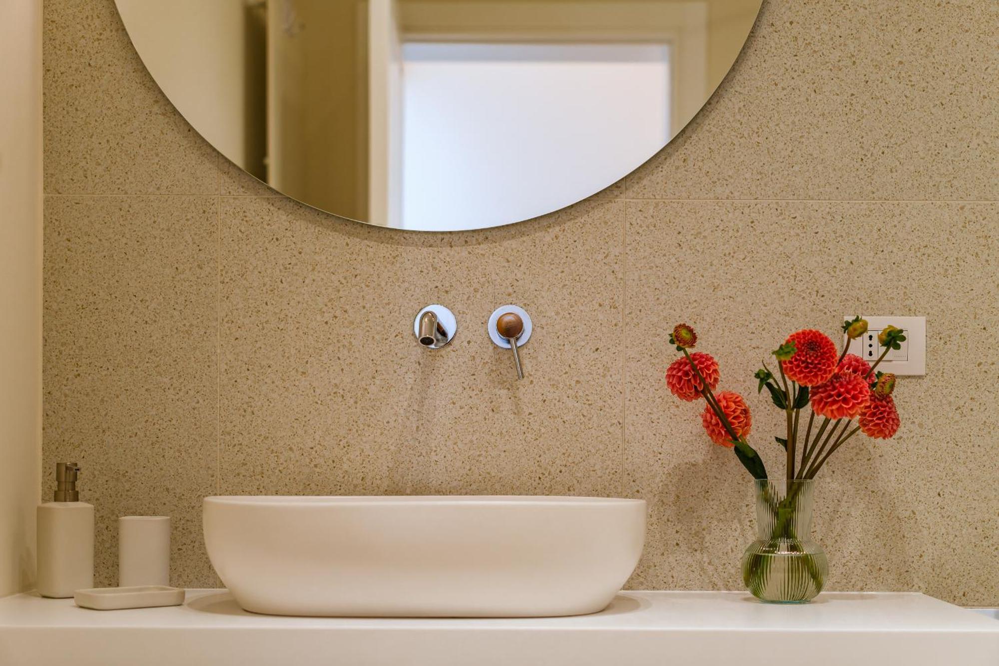 Helloapulia Charming Palazzo Clemente - Self-Catering Suites With Aircondition Monopoli Luaran gambar